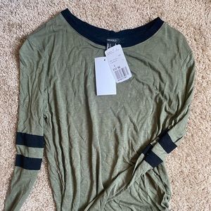 long sleeve forever 21 top